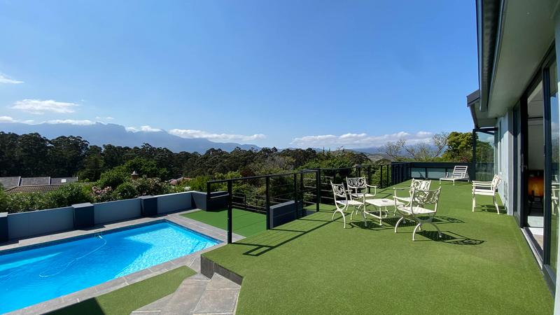 4 Bedroom Property for Sale in Helderrand Western Cape